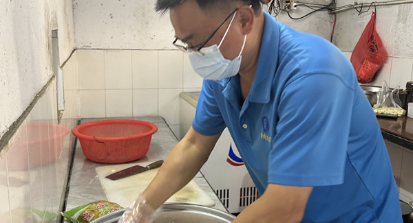 一口酸萝卜，一份真关怀——6t体育五金的暖心日常?